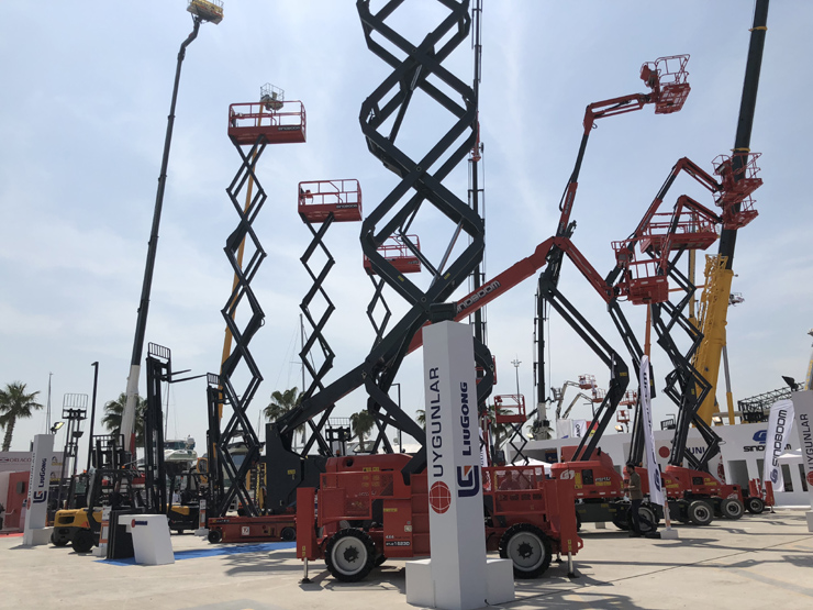 星邦重工携12台全新升级设备霸气参展 参展当日全部售罄