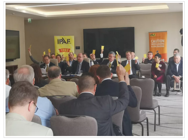 ▲IPAF新旧主席换届选举和投票现场